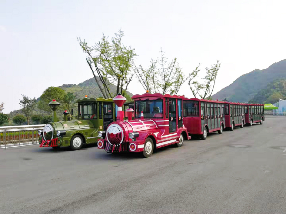 忠辉72座电动火车